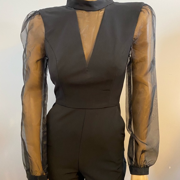 BCBG Generaton black 1 piece pant suit NWTs size 0 polyester/spandex 2 pockets - Picture 4 of 9